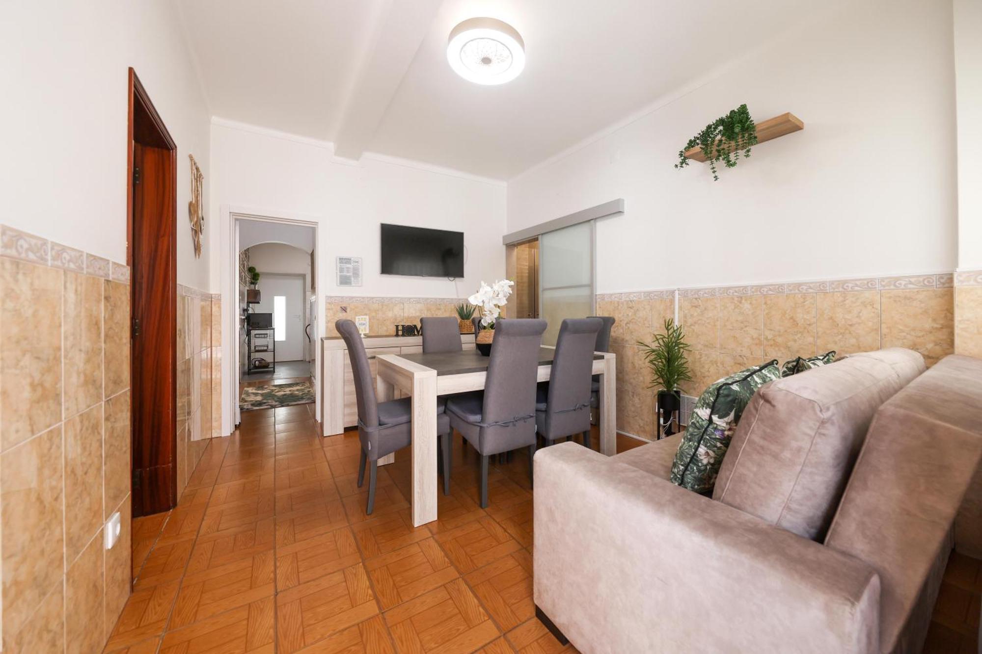 Dina Beach House Quinzico Nazare Exterior photo