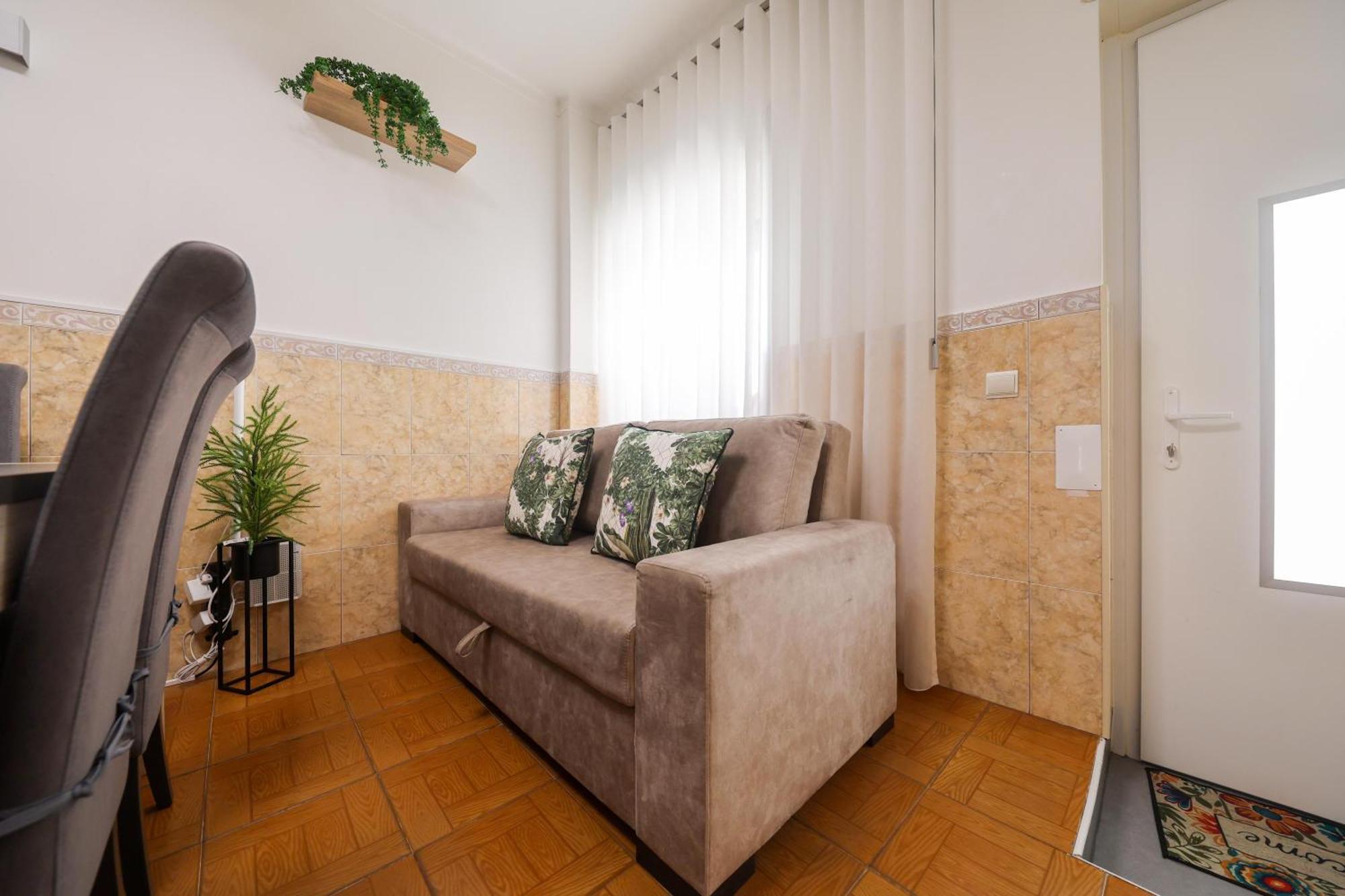 Dina Beach House Quinzico Nazare Exterior photo